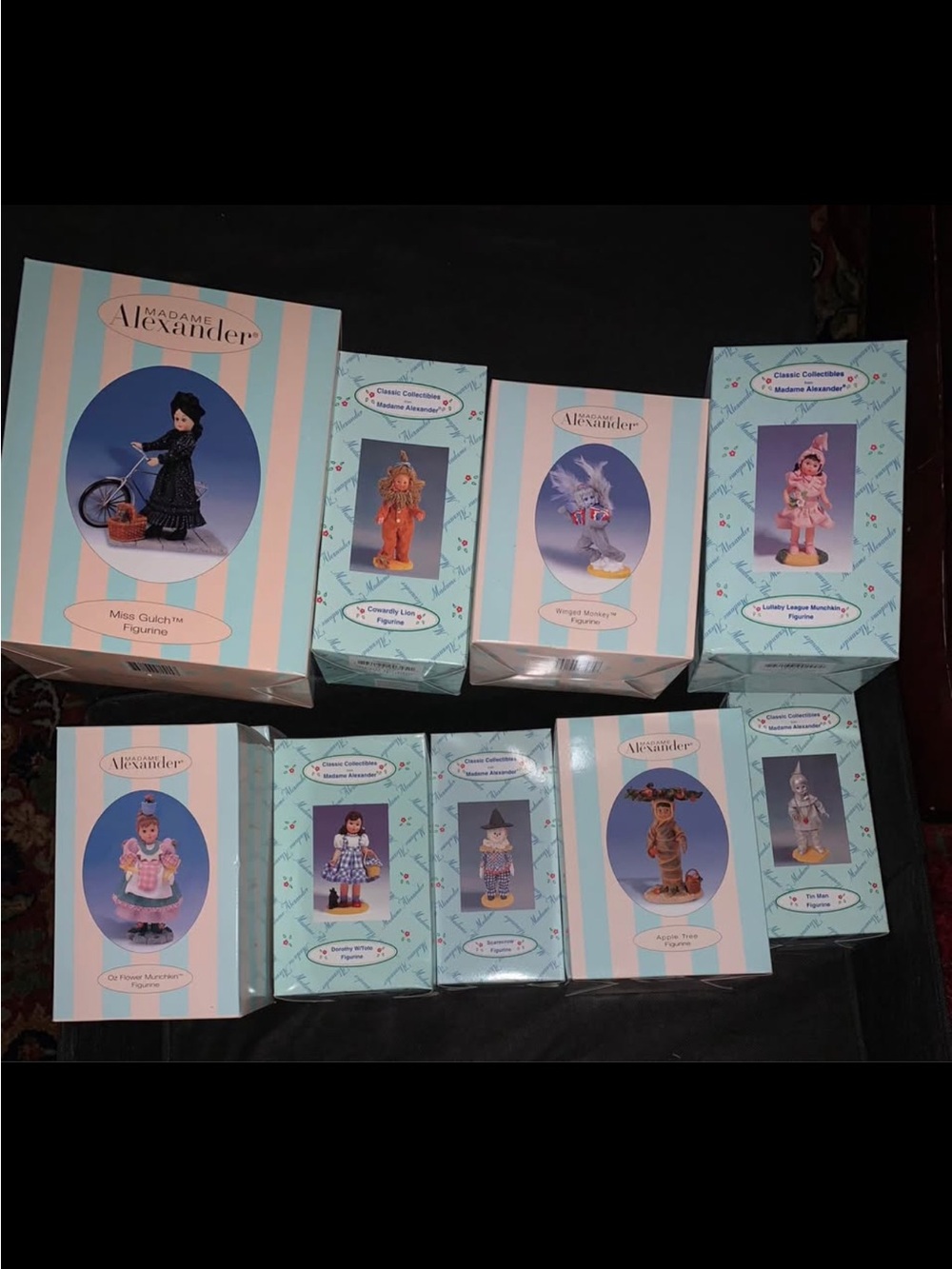 Madame Alexander wizard of oz figures. 9 total.